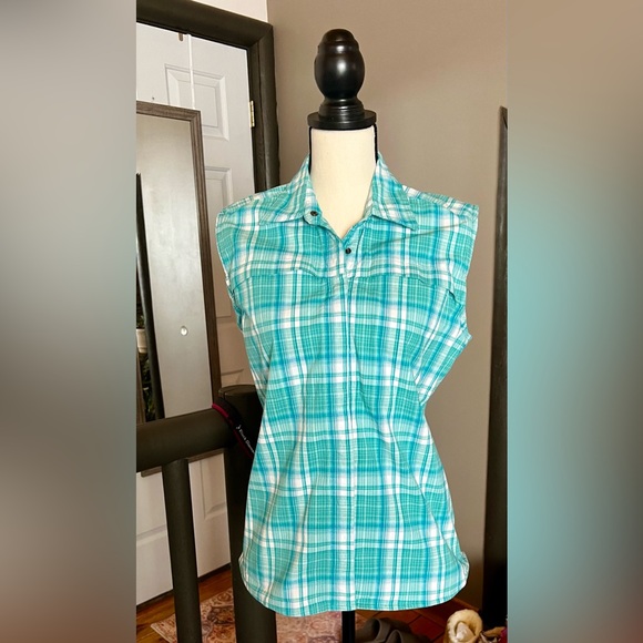 Dakini Women’s Sleeveless Top. - Picture 1 of 7